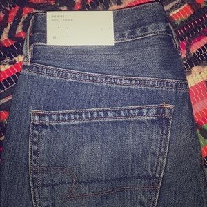 American Eagle Hi-Rise Girlfriend Style jeans